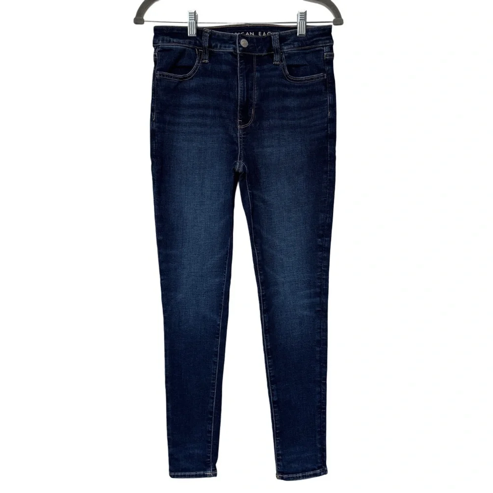 {American Eagle} 